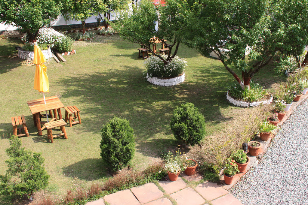 Отель Rewa Retreat Найнитал Экстерьер фото